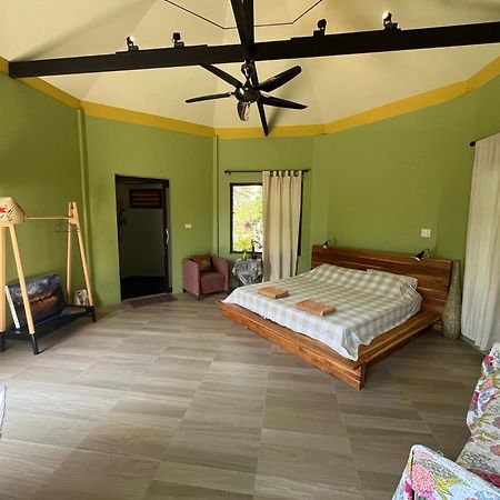Navari Homestay 罗勇 外观 照片