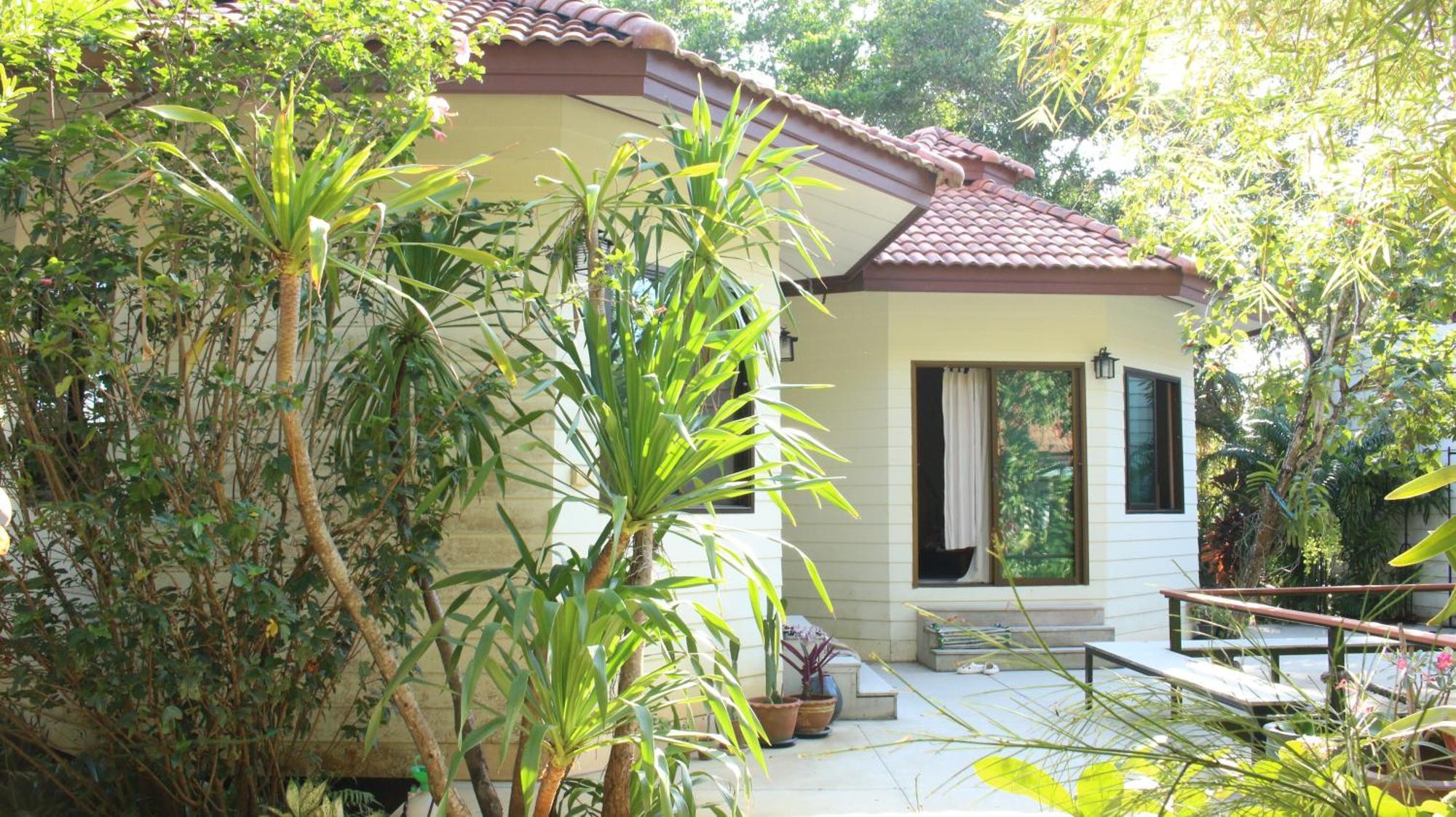 Navari Homestay 罗勇 外观 照片
